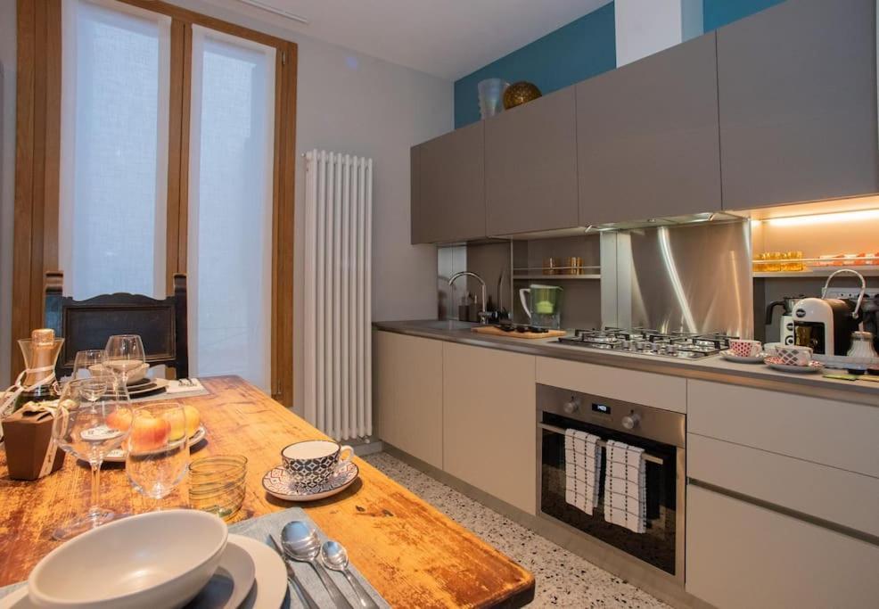 Casa Del Carro 1 Grand Master Apartment Венеция Екстериор снимка