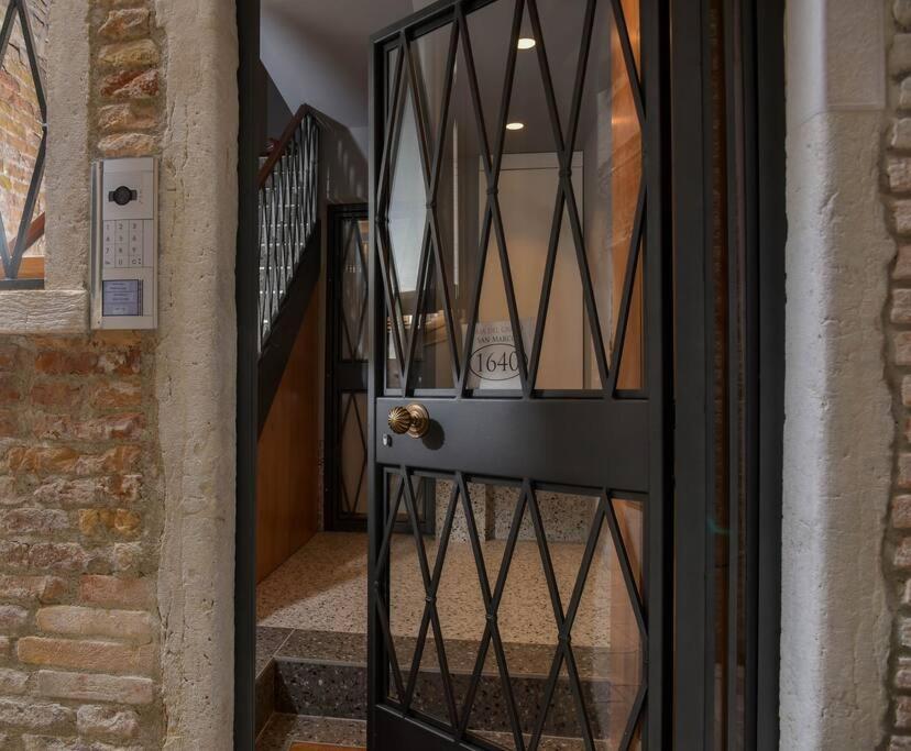 Casa Del Carro 1 Grand Master Apartment Венеция Екстериор снимка